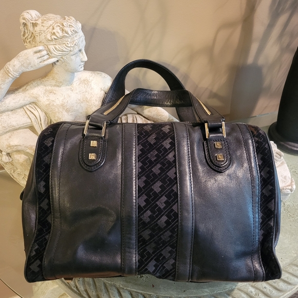 L.A.M.B. by Gwen Stefani Leather Handbag #205 - Picture 9 of 14